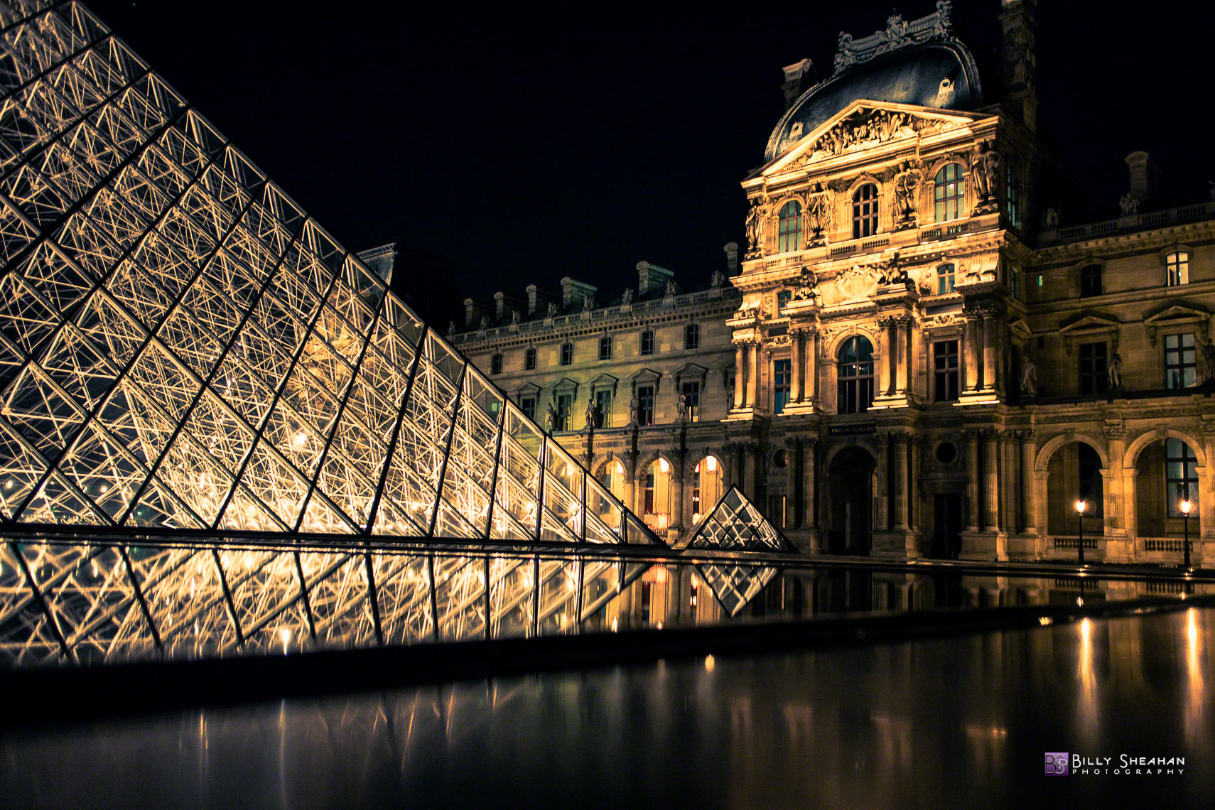 La_musee_du_Louvre__2008_Paris2008_25Apr2008_0843_C_D
