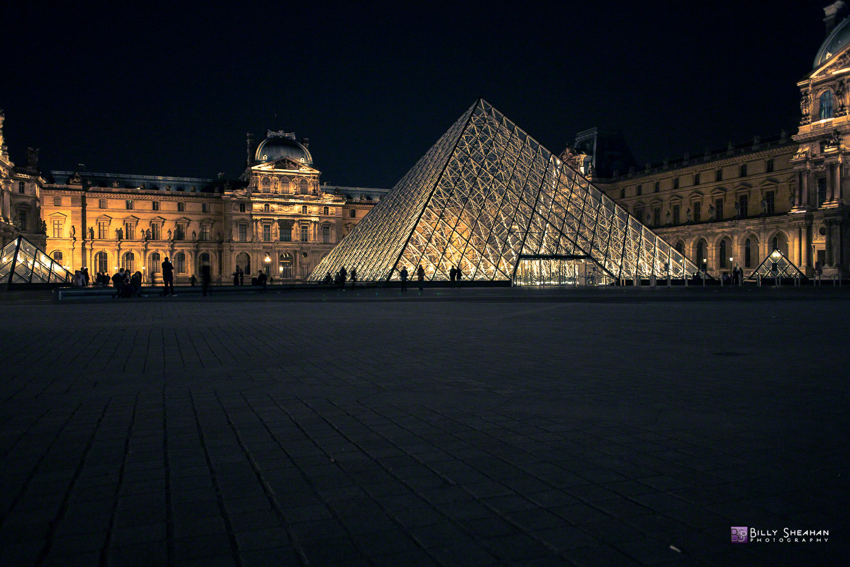 La_musee_du_Louvre__2008_Paris2008_25Apr2008_0849_C_D