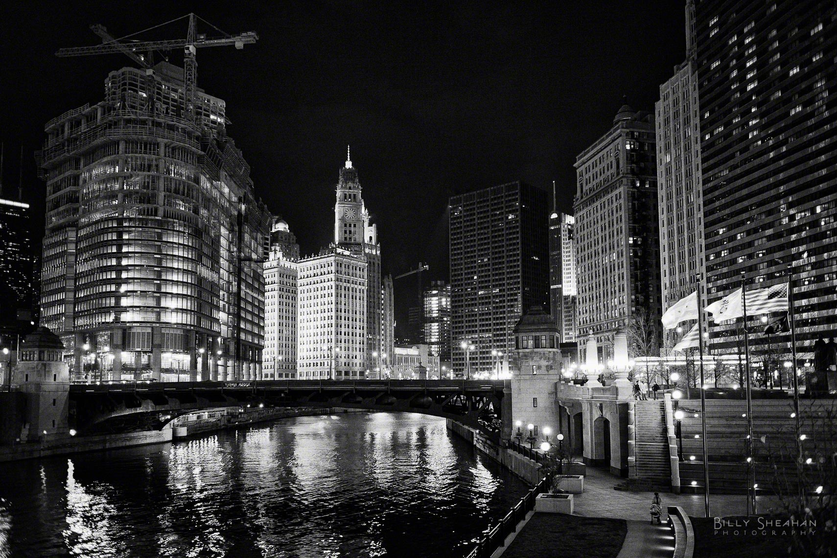 Trump_Tower_Construction_Wabash_St_Bridge_Chicago_26Nov2006_115_BW_D.jpg