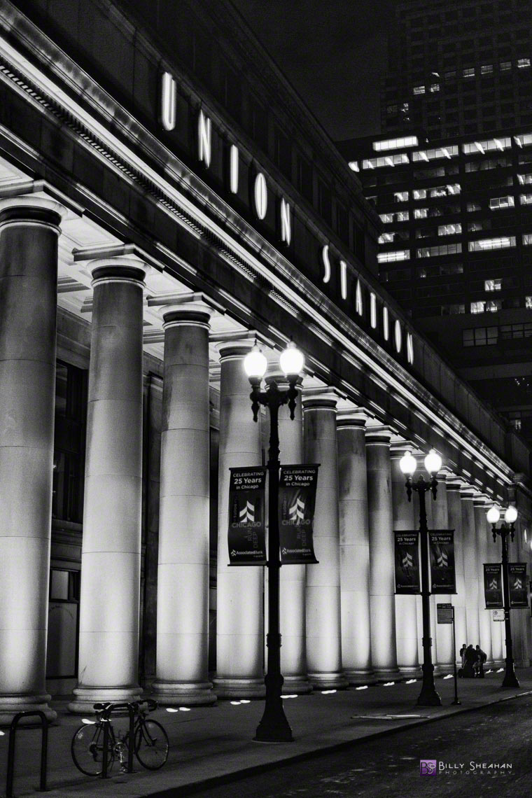 Union Station Chicago Lighted Columns